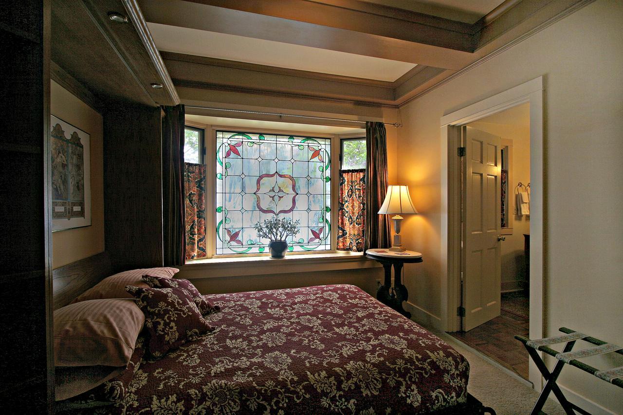 Kangaroo House Bed & Breakfast Eastsound エクステリア 写真